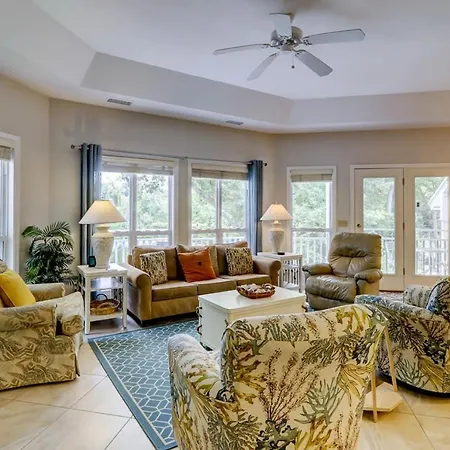 Crown Reef Apartment